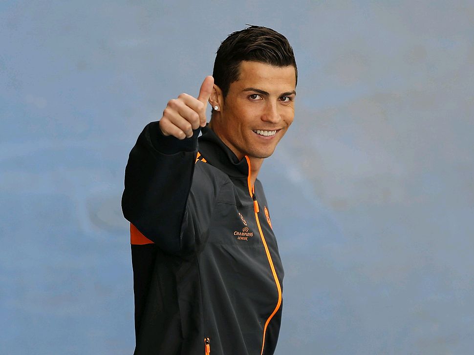 媒体人：北京国安要解散是假消息，想要帮助国安的人有很多