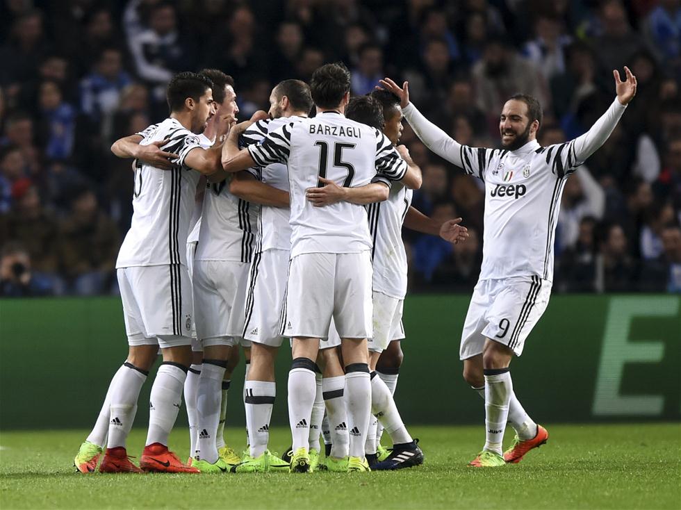 德国俱乐部上座人数排名：多特81365人居首，拜仁75000人次席（德国俱乐部观赛人数排行：多特81365人领跑，拜仁75000人位列第二）