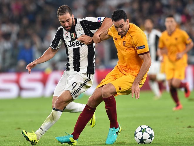 佛罗伦萨主场5-1大胜乌迪内斯，收获本赛季联赛首胜（佛罗伦萨主场5比1横扫乌迪内斯，迎来赛季联赛首胜）