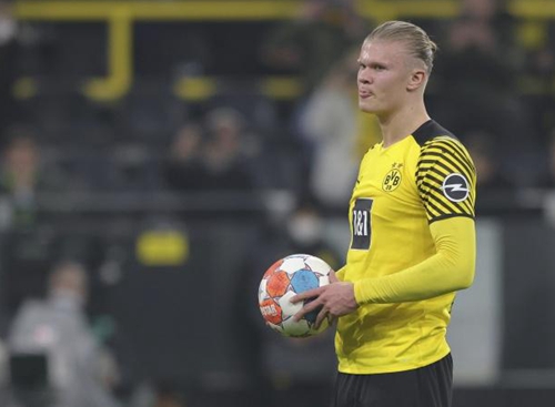 消息人士坚称利物浦正努力留住这位球星，而水晶宫则在为格伊转会红军后的未来做打算。