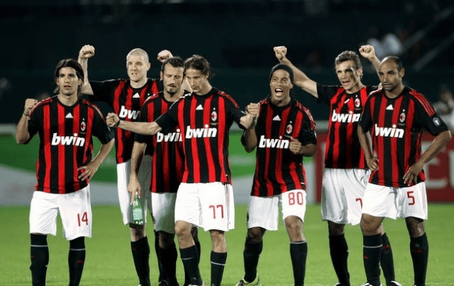 麦卡利斯特：我们站在球队这边，希望萨拉赫能够尽快归来