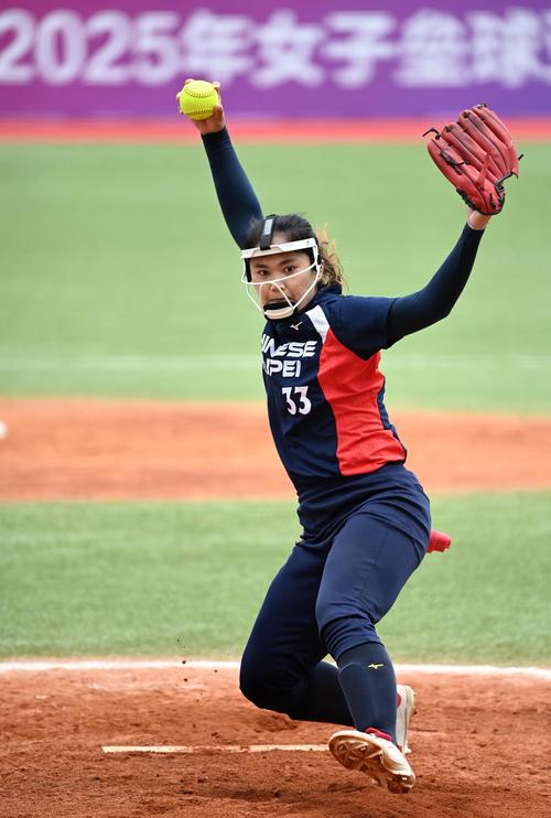 大分三神vs千叶市原首发：鲇川峻先发，卡里尼奥斯在列