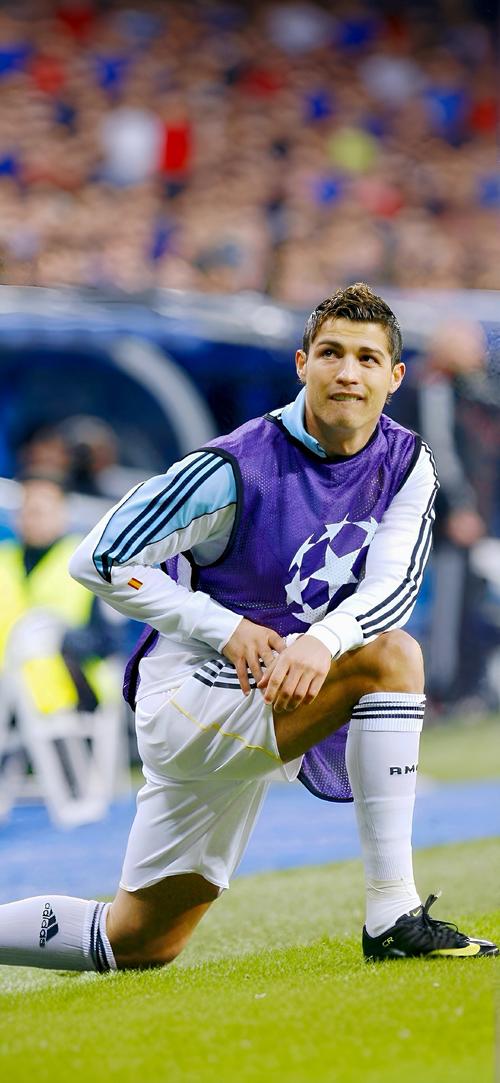 罗马诺：赫罗纳租借曼城后卫维托尔-雷斯已达成原则协议