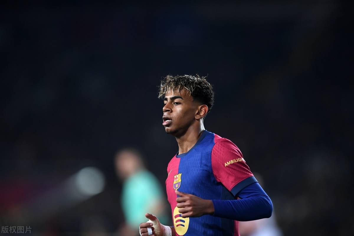 拉菲尼亚的王者归来：巴萨的定海神针与欧冠梦想