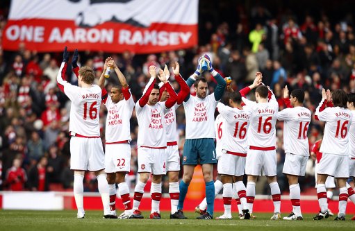 U17亚洲杯半场：帅惟浩双响，万项点射，中国暂3-0巴林（U17亚洲杯半场战报：帅惟浩梅开二度，万项点球破门，中国3-0领先巴林）