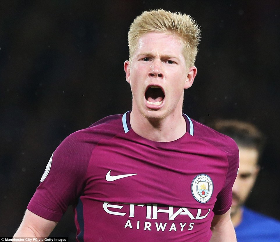 混团世界杯：日本队全场被中国观众针对，张本智和的表情亮了！