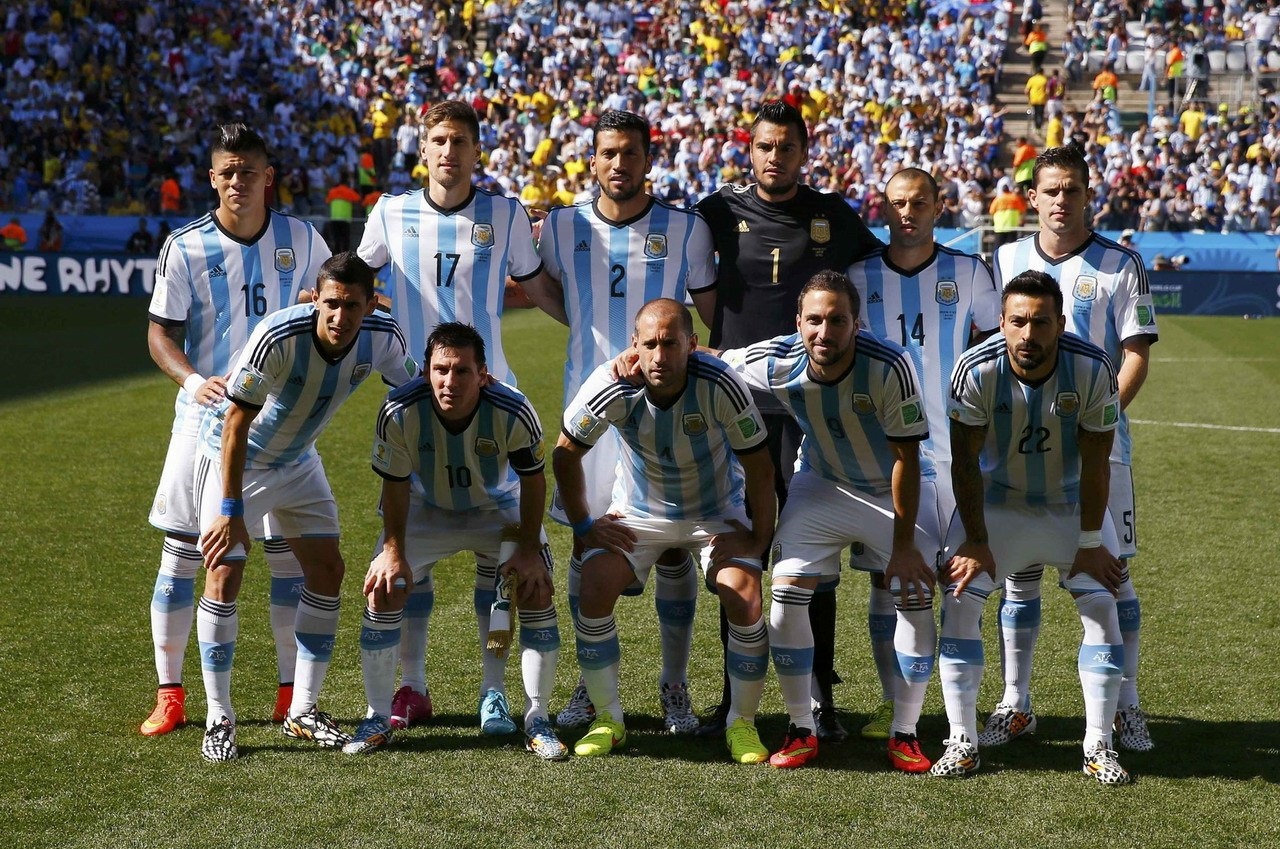 篮球勇士球星训练加量，备战强度升级